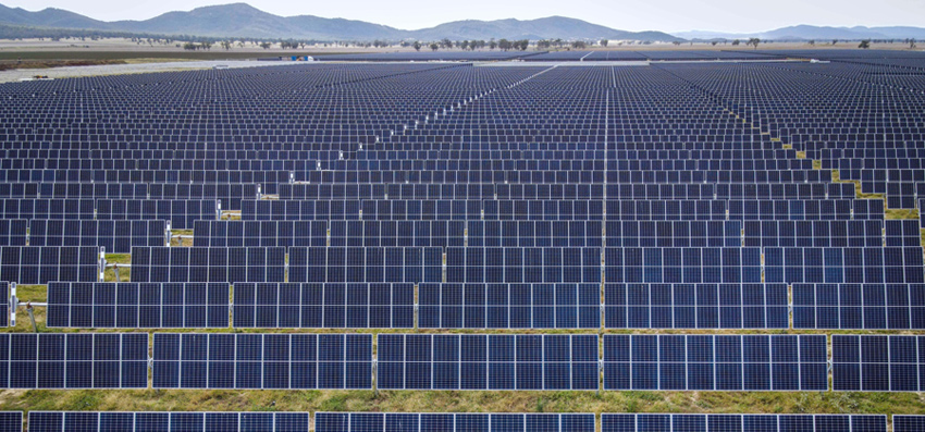 Photovoltaic panels at a solar farm on the outskirts of Gunnedah, New South Wales. Photovoltaic panels at a solar farm on the outskirts of Gunnedah, New South Wales.Photographer: David Gray/Bloomberg